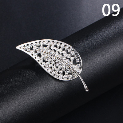 Μόδα κράμα μαργαριτάρι καρφίτσα στρας Γυναικεία κομψά ρούχα Κασκόλ Κασκόλ Καρφίτσες πόρπης Κοσμήματα στρογγυλή ανθοδέσμη Καρφίτσα καρφίτσα