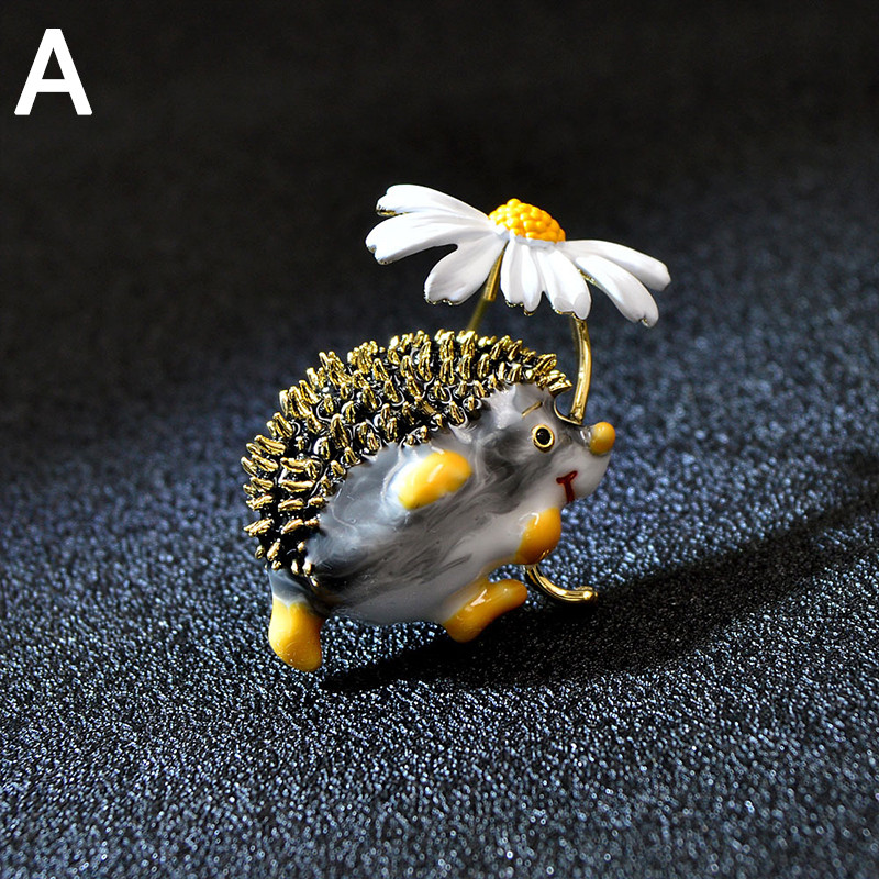 Madinga miela ežiuko sagė su gyvūnu Moterims Madinga Daisy Atvarto segtukai Sagė Kailis Priedai Papuošalai Dovana 2023 Nauja