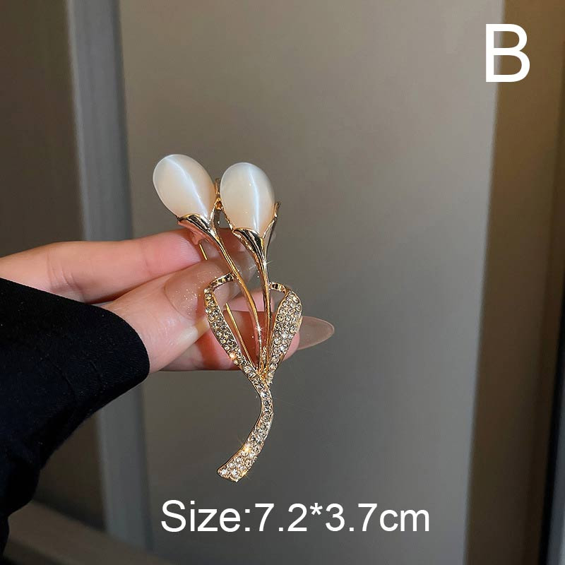 Kalnų krištolinė sagė su tulpėmis gėlėmis Moterims Perlų gėlių augalų kostiumo segtukai Madingi drabužiai Vestuviniai papuošalai Aksesuarai Aukšta kokybė