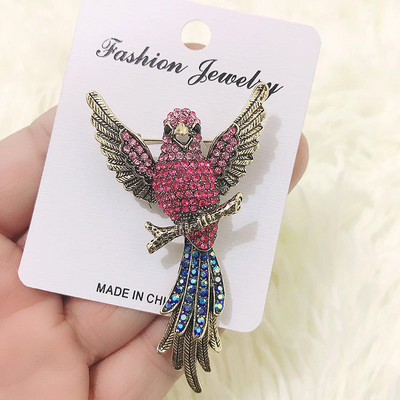 Naujos Kalnų krištolinio kolibrio segės moterims Animal Bird Metal Pin Sagtis Korsas Madingi aksesuarai Paltai Vakarėlio papuošalai