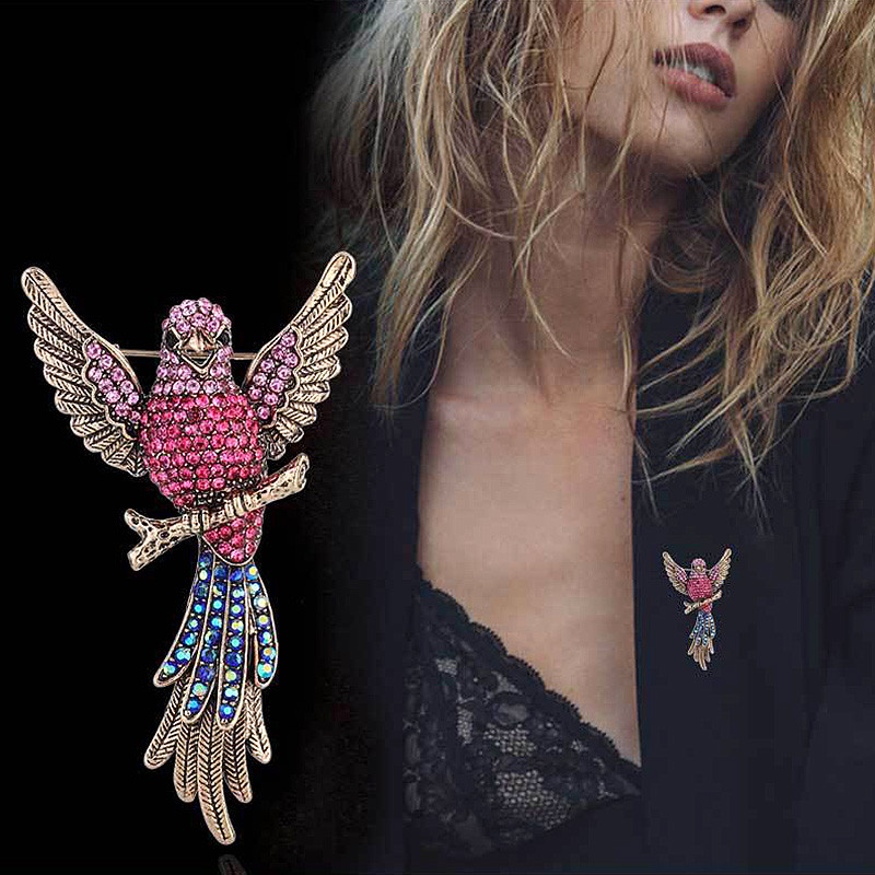 Naujos Kalnų krištolinio kolibrio segės moterims Animal Bird Metal Pin Sagtis Korsas Madingi aksesuarai Paltai Vakarėlio papuošalai
