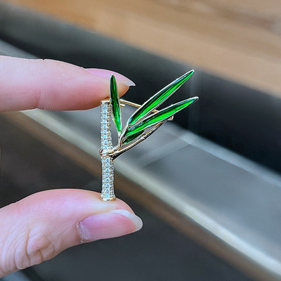 Νέο Flower Butterfly Pearl καρφίτσες για γυναίκες Charm Rhinestone καρφίτσα καρφίτσα πέτο Ρούχα γάμου Γυναικεία καρφίτσα Χονδρική