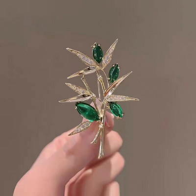 Νέο Flower Butterfly Pearl καρφίτσες για γυναίκες Charm Rhinestone καρφίτσα καρφίτσα πέτο Ρούχα γάμου Γυναικεία καρφίτσα Χονδρική