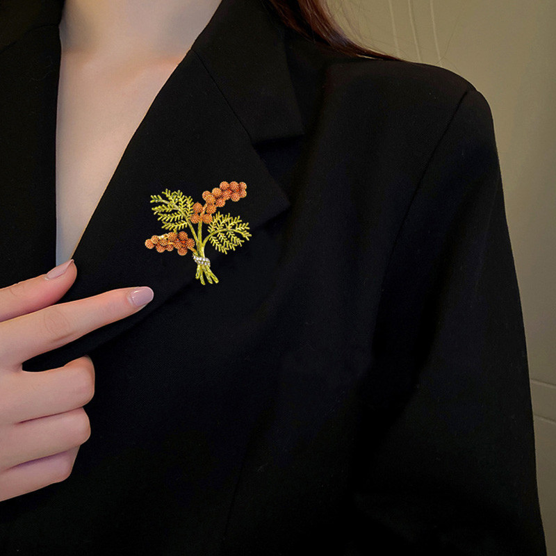 Uued moodsad männikäbi okstega prossinõelad naistele tüdrukutele luksuslikud kullavärvi emailiga sulamist taimsete korsarõivaste aksessuaarid