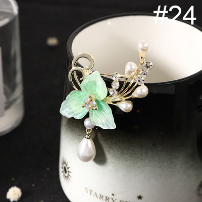 Uus kristallkivist pärlitest lilleprossid, nööpnõelad, elegantsed naiste, tüdrukute pross, mantel, kleit, ülikond, korsa, riided, aksessuaarid