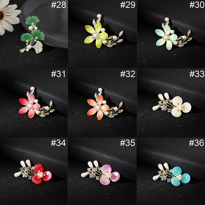 Uus kristallkivist pärlitest lilleprossid, nööpnõelad, elegantsed naiste, tüdrukute pross, mantel, kleit, ülikond, korsa, riided, aksessuaarid