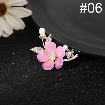 Uus kristallkivist pärlitest lilleprossid, nööpnõelad, elegantsed naiste, tüdrukute pross, mantel, kleit, ülikond, korsa, riided, aksessuaarid