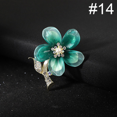 Uus kristallkivist pärlitest lilleprossid, nööpnõelad, elegantsed naiste, tüdrukute pross, mantel, kleit, ülikond, korsa, riided, aksessuaarid