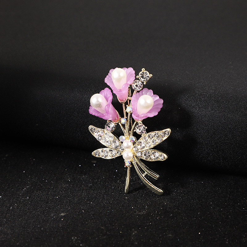 Uus kristallkivist pärlitest lilleprossid, nööpnõelad, elegantsed naiste, tüdrukute pross, mantel, kleit, ülikond, korsa, riided, aksessuaarid