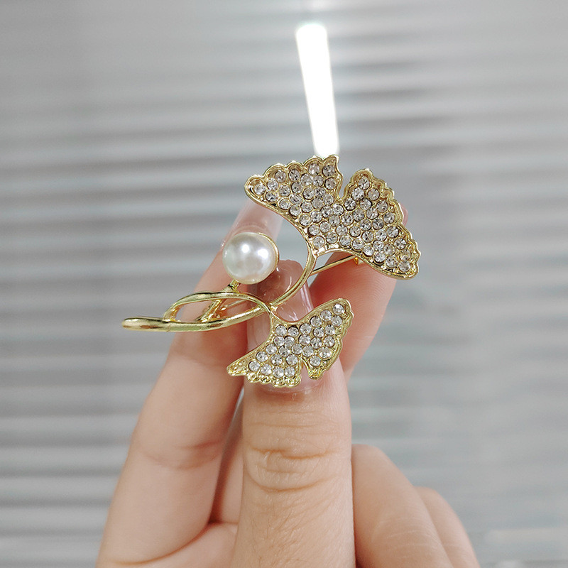 Hot Selling Καρφίτσα για γυναίκες Φύλλα Ginkgo Καρφίτσες Ζιργκόν Αξεσουάρ Φόρεμα Εκλεκτά κοσμήματα Χονδρική γυναικεία δώρα