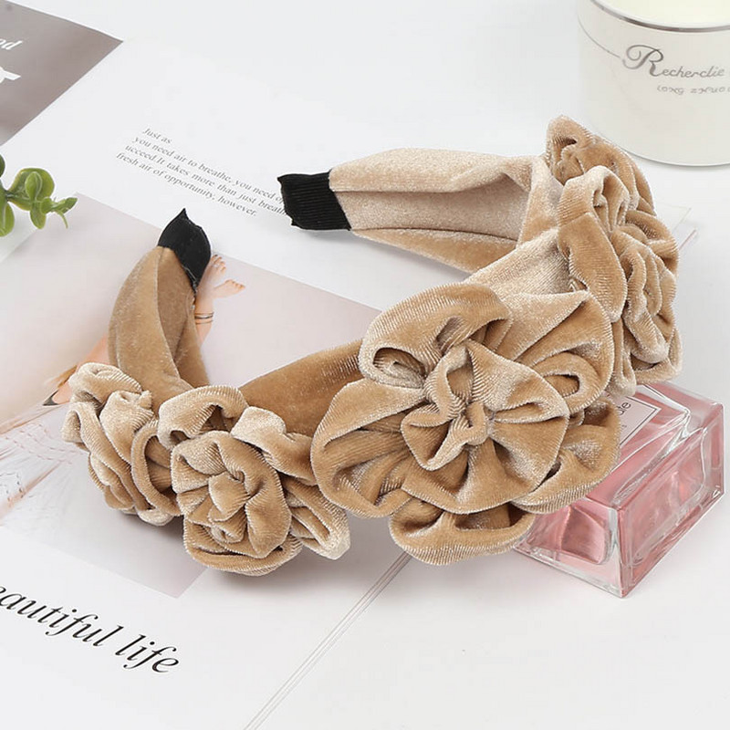 AWAYTR Nová jednofarebná zamatová čelenka s kvetmi pivonky pre ženy, zimná čelenka, dámske plesové párty, retro módne doplnky