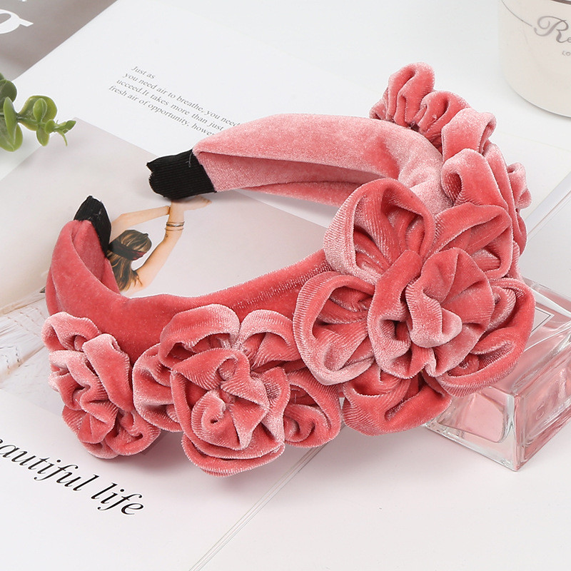 AWAYTR Nová jednofarebná zamatová čelenka s kvetmi pivonky pre ženy, zimná čelenka, dámske plesové párty, retro módne doplnky