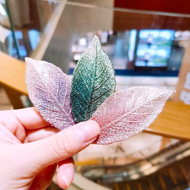 Uus Tikitud Leaf Naiste Juukseklamber Sweet Girls Juuksenõelad Barrette Korea Lihtsad Daami Juuste Aksessuaarid Peakatted