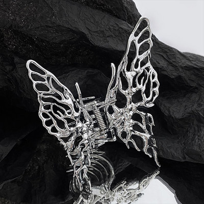 Κορέα INS Φωτεινό ασημί νύχι μαλλιών πεταλούδας για γυναίκες Κομψά κούφια μεταλλικά κλιπ για τα μαλλιά