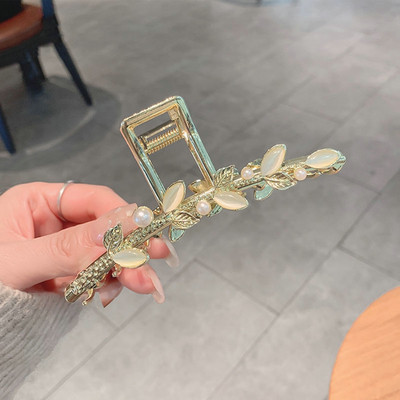 2023 Kõik käsitsi valmistatud lillesulamist haaratsiklambrid haiklambrid, naiste metallist elegantsed juukseklambrid, tagapea, juukseklambrid, juuksenõelad, juuksenõelad