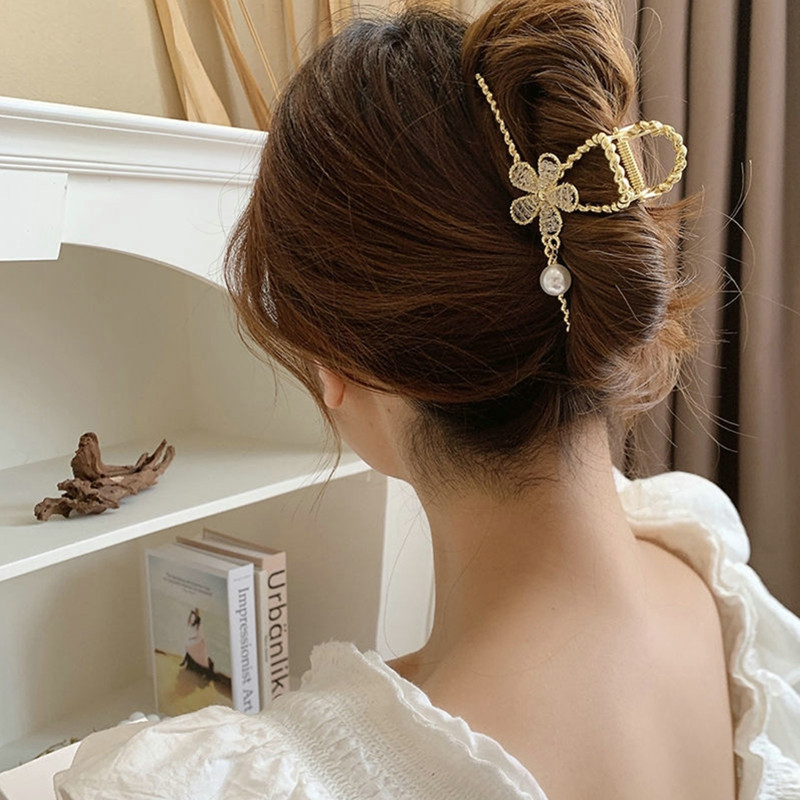 2023 Kõik käsitsi valmistatud lillesulamist haaratsiklambrid haiklambrid, naiste metallist elegantsed juukseklambrid, tagapea, juukseklambrid, juuksenõelad, juuksenõelad