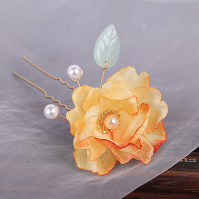 Haldja juuksenõelad Lilledega pulmajuukseaksessuaarid naistele Pärlililled U-kujulised juukseklambrid Kahvlid Pruudi tiaarad peakatte ehted