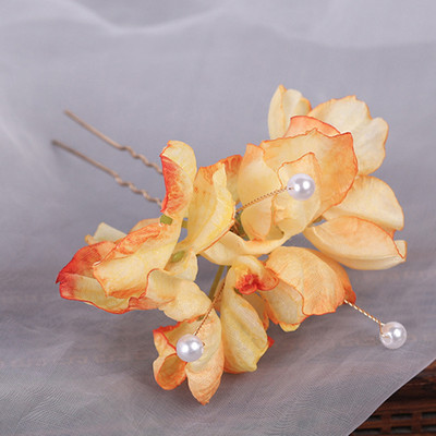 Haldja juuksenõelad Lilledega pulmajuukseaksessuaarid naistele Pärlililled U-kujulised juukseklambrid Kahvlid Pruudi tiaarad peakatte ehted