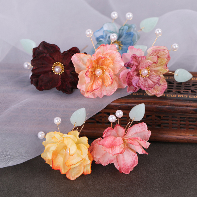 Haldja juuksenõelad Lilledega pulmajuukseaksessuaarid naistele Pärlililled U-kujulised juukseklambrid Kahvlid Pruudi tiaarad peakatte ehted