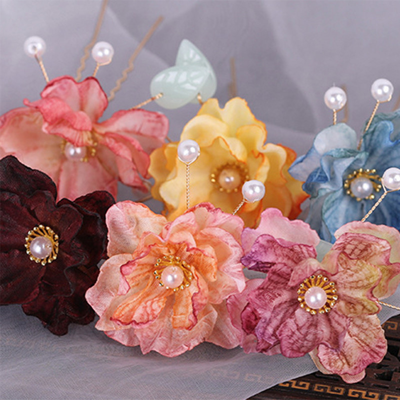 Haldja juuksenõelad Lilledega pulmajuukseaksessuaarid naistele Pärlililled U-kujulised juukseklambrid Kahvlid Pruudi tiaarad peakatte ehted