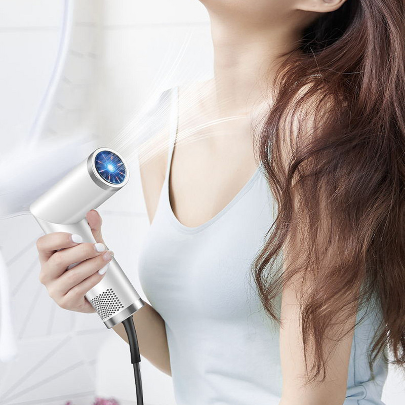 Kaasaskantav kokkupandav föön Negatiivse iooniga fööniga kerge kodumajapidamises kasutatav reisiföön Kuuma ja jaheda tuulega föön