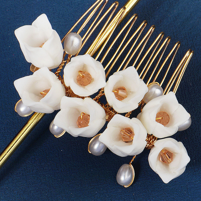 Češalj za kosu s bijelim cvijetom Nakit za žene Kristalno zlatna ukosnica Umetak za djevojke Bočna igla Modni vjenčani ukras za kosu