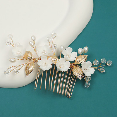 Pruudi juuksekamm pulmatiaarad Lilledest pärlitest juuksenõel Kuldsete lehtede sulamist peakate Mood pulmajuuksed ehted naistele