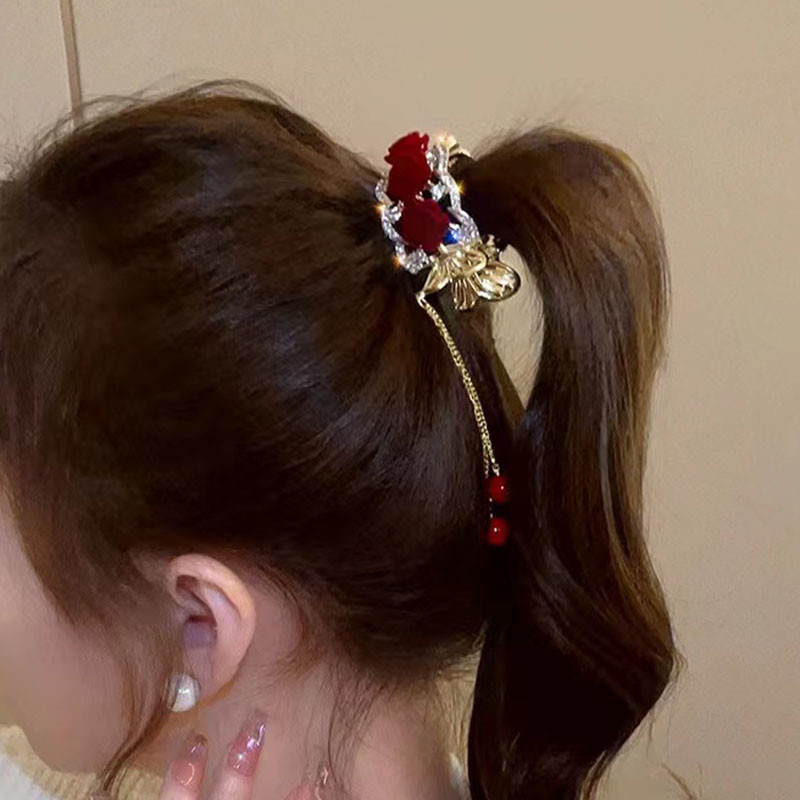 Metallist flokeeriva punase lille tups kõrge Korte haardega pärlitass plüüs juukseklamber