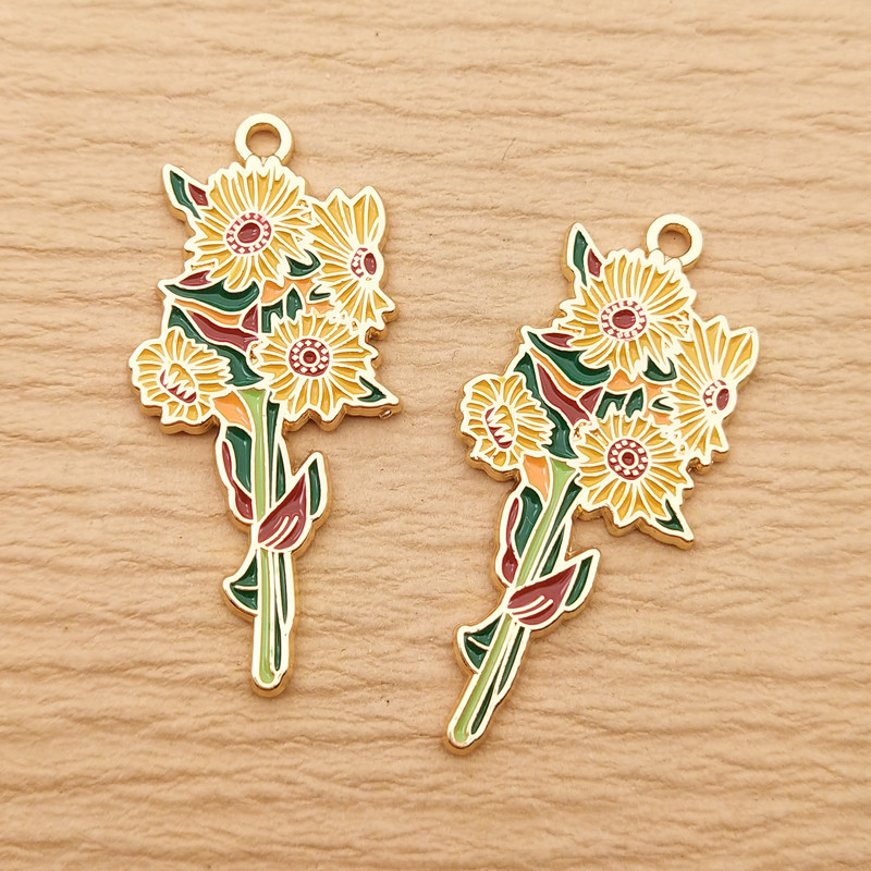 10 ks kvetinových príveskov na výrobu šperkov, smaltovaný náhrdelník, prívesok na kľúče, telefón, remeselné potreby, kovové DIY doplnky, pozlátené