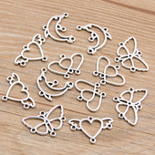 30 ks, 4 štýly, mix veľkostí, zliatiny kovu, duté motýle, delfín, srdce, prívesky na zvieratá, konektor pre DIY náhrdelníky, výrobu šperkov