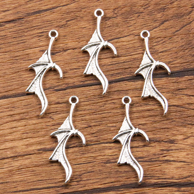 30 tk 13 * 31 mm 2 värvi hulgimüük nahkhiire amuletid Loomade ripatsid Käsitsi valmistatud kaunistus vanaaegne isetegemise ehete leidmine