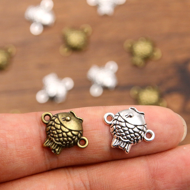 20 vnt 15 * 18 mm 2 spalvų didmeninė prekyba žuvies pakabukais gyvūnų jungtis Rankų darbo dekoracija vintažinė, skirta "pasidaryk pats" papuošalams.