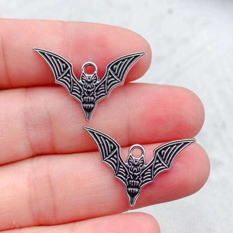 10 tk Halloweeni võlusid emailiga vampiir nahkhiire amuletid ripatsid ehete valmistamise tarvikute jaoks. DIY käsitsi valmistatud kõrvarõngad käevõru tarvikud