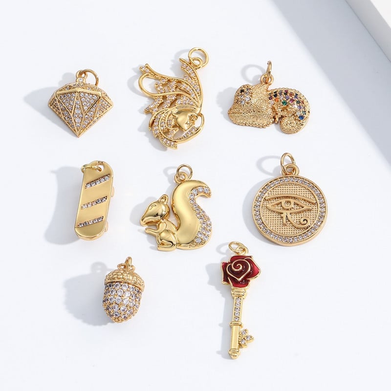 Voverės kankorėžių pakabučiai, skirti papuošalams gaminti, pasidaryk pats auskarai, karoliai, apyrankės, mieli dizainerio pakabukai