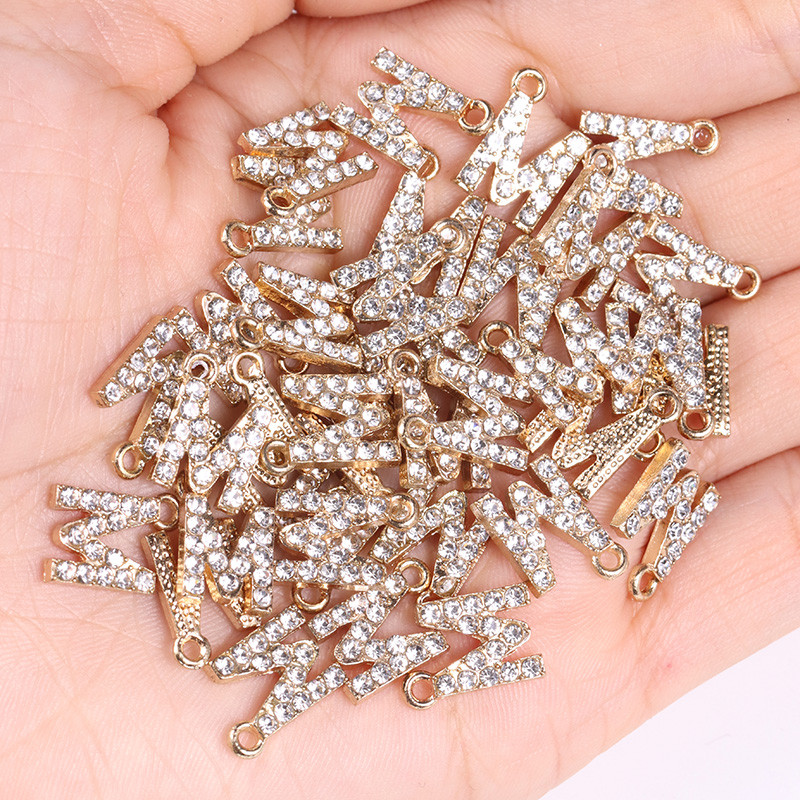 20 tk/partii sädelev kristalltsirkooniumoksiid, 26 kirjaga ripats naistele kaelakee kõrvarõngad, ehted sulamist kivikivist võluripatsi isetegemise komplekt