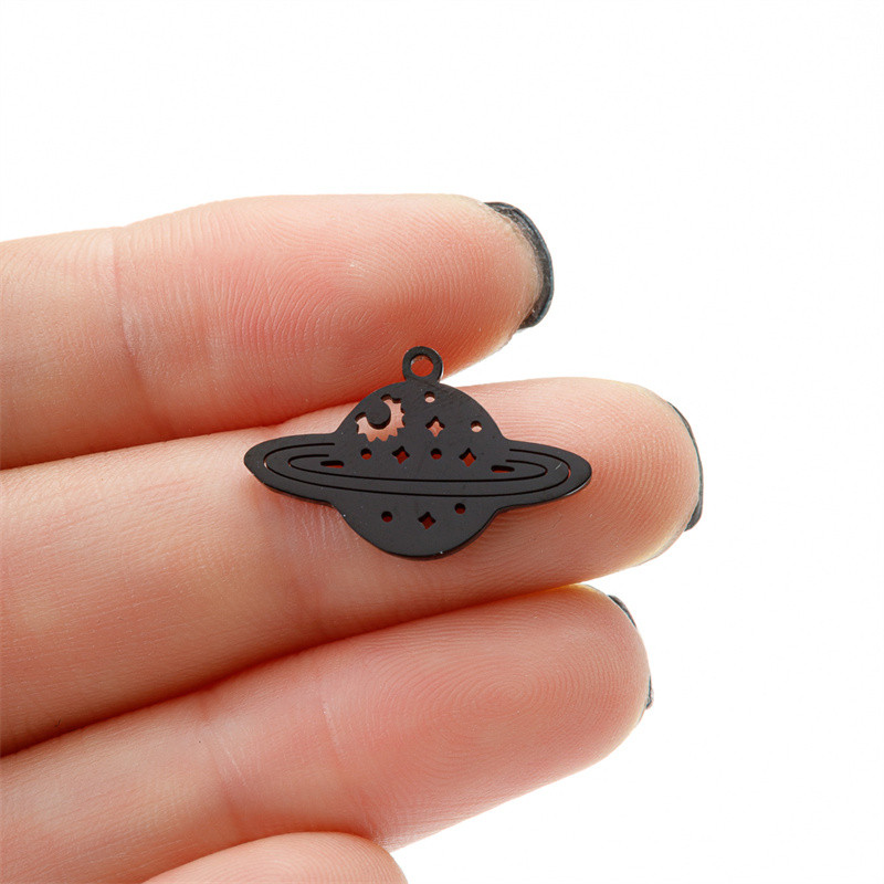 Täht ja päike Saturn roostevabast terasest ripats võlusid ehtelooming naistele isetehtud võlu käevõru kaasaegne kaunistus nipsasju