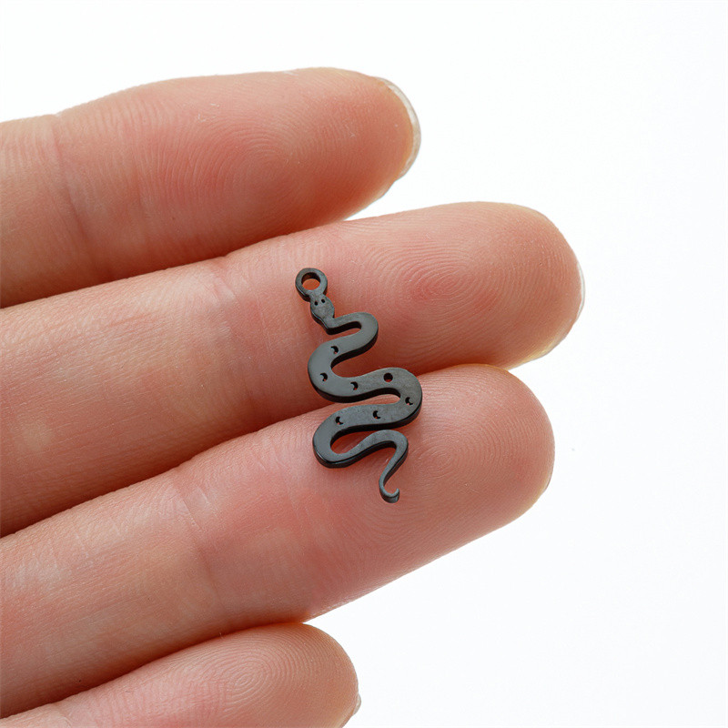 Isetegija ehete valmistamine tarvikud võluv ripats naistele loom madu liblikas roostevabast terasest kaelakee nipsasjade kaunistus