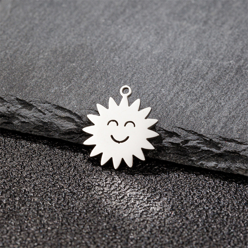 5 tk/partii Sünnipäevakingitus Kaunistus Tüdrukutele Lilled Võluv käevõru komplekt Tarvikute valmistamine Roostevabast terasest ripatsiteehete loomine