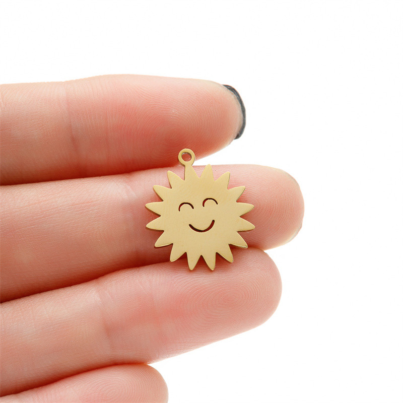 5 tk/partii Sünnipäevakingitus Kaunistus Tüdrukutele Lilled Võluv käevõru komplekt Tarvikute valmistamine Roostevabast terasest ripatsiteehete loomine