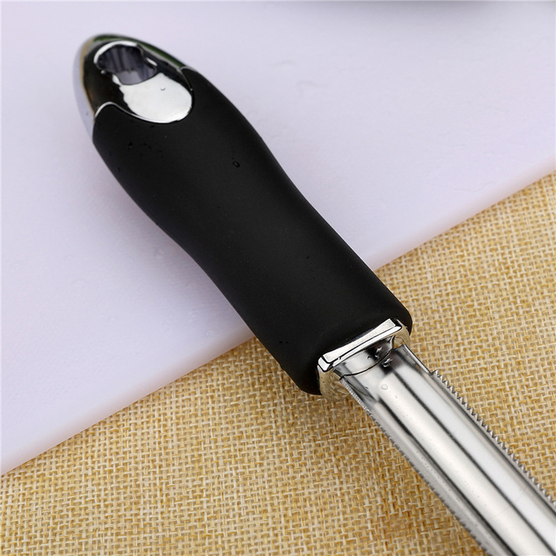 Avaleht Tšillipipra südamik roostevabast terasest suvikõrvitsa suvikõrvitsa kurgist erilised sakilise servaga köögividinad