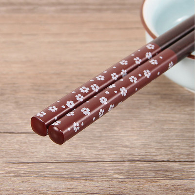 Rankų darbo japoniško stiliaus natūralūs mediniai lazdelės sušių daugkartinio naudojimo maisto lazdelės japoniškos / korėjietiškos maisto gaminimo lazdelės