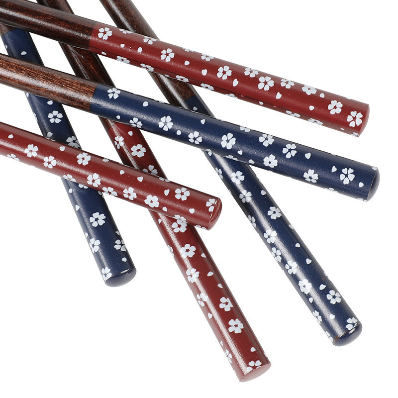 Rankų darbo japoniško stiliaus natūralūs mediniai lazdelės sušių daugkartinio naudojimo maisto lazdelės japoniškos / korėjietiškos maisto gaminimo lazdelės