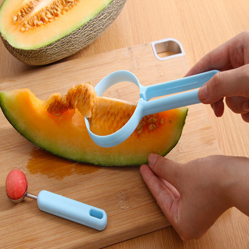 Hami Melionas Vaisiai Peilis Iškasti rutulį, kad ranka nesužalotų. Virtuvės žievelės Vaisių minkštimas iškastas du daugiafunkcinio minkštimo dalytuvo rinkiniai