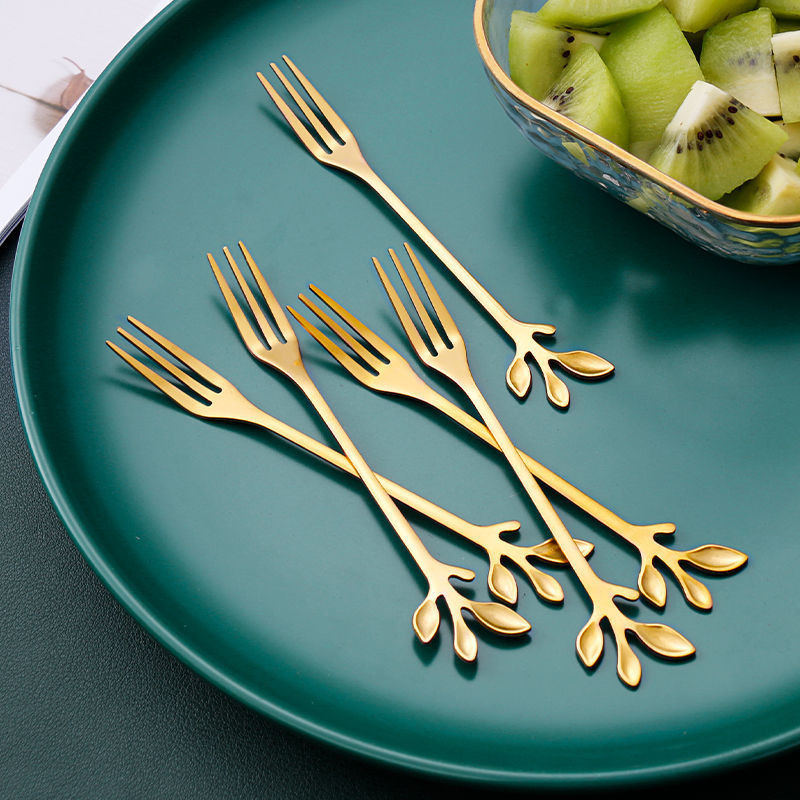 6PCS Set vilica za voće od nehrđajućeg čelika Kreativni znak za kućanstvo Dječji desert Mala vilica Kuhinjski pribor Vilice