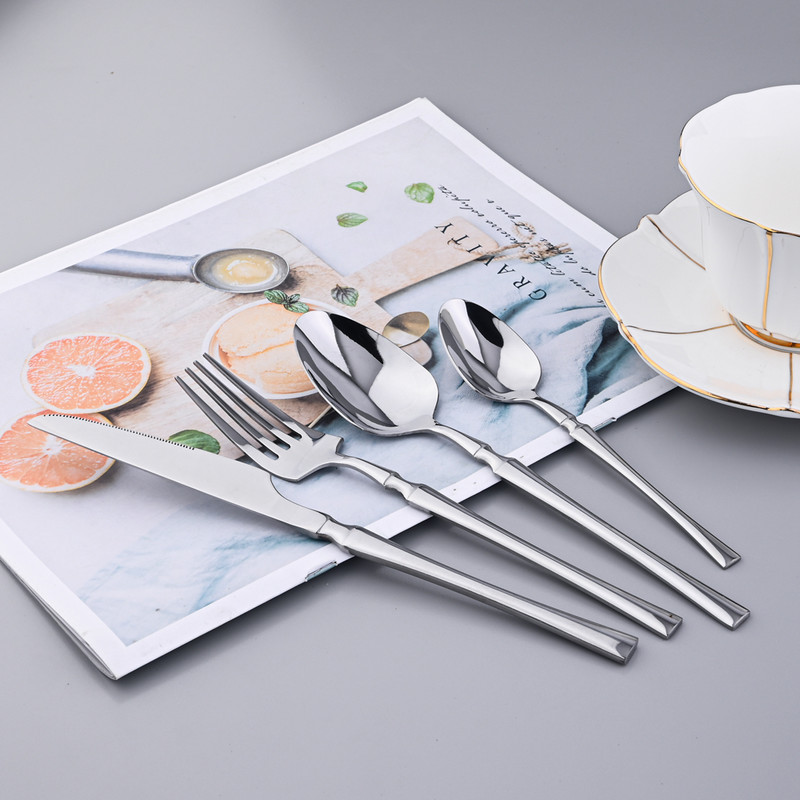 Nerūdijančio plieno stalo įrankių rinkinys Stalo reikmenys Pagrindinis puslapis Baltas auksas Vakarienė Sidabriniai indai Peilis Šakutė Šaukštas Viešbučio stalo įrankių rinkinys 4 vnt.