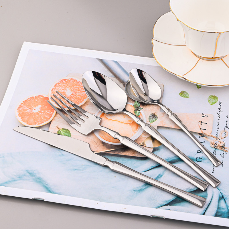 Nerūdijančio plieno stalo įrankių rinkinys Stalo reikmenys Pagrindinis puslapis Baltas auksas Vakarienė Sidabriniai indai Peilis Šakutė Šaukštas Viešbučio stalo įrankių rinkinys 4 vnt.