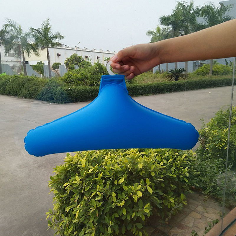 Täispuhutav riidenagi Reisimine Kokkupandav libisemisvastane kolmnurkne nagi Pööratav riidehoidja Mantel Jälgedeta riidepuud