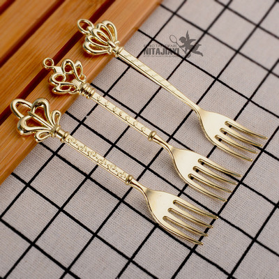 BalleenShiny 1tk Retro Crown Mini Fruit Fork Vintage magustoidukook Melon Lovely Fork Kööginõud Kingitus Kohvipoe sisustus