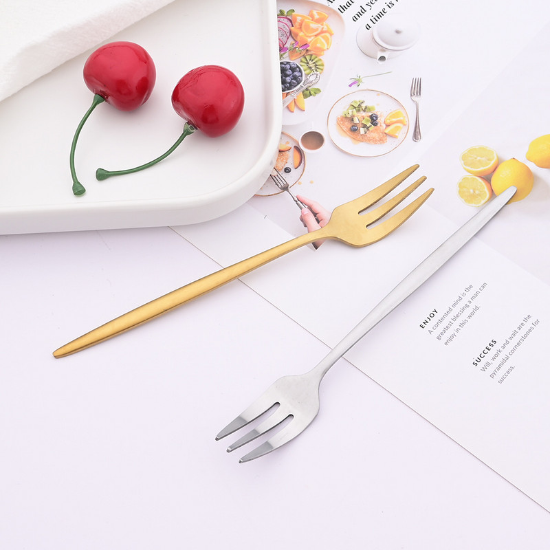 6 tk mini kahvlikomplekt puuviljakoogi suupiste jaoks roostevabast terasest tee puuviljakahvlite komplekt magustoidukahvli valge kullaga väike salati kahvliga sööginõud