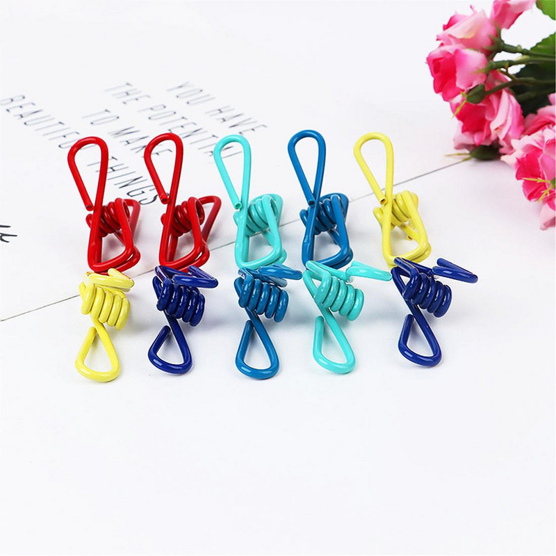 10 buc. clemă metalică de culoare aleatorie șosete pentru prosoape umerașe pentru rufe Agrafe puternice de prindere în aer liber, pliabil pentru uscător de haine.